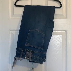 BNWT LuLaRoe Skinny Fit Denim Jeans - 40